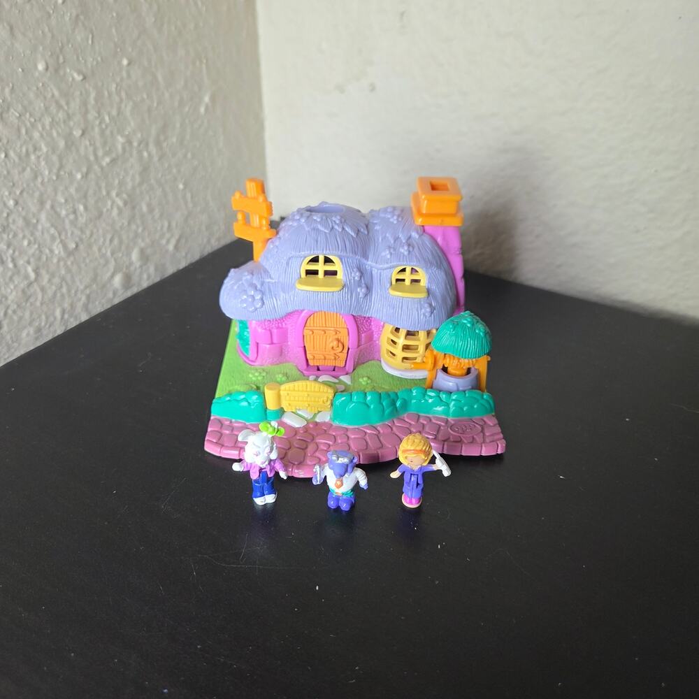Vintage 1994 Polly Pocket Bluebird Animal Wonderland Rabbit House COMPLETE